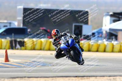 media/Feb-12-2022-SoCal Trackdays (Sat) [[3b21b94a56]]/Turn 2 (1045am)/